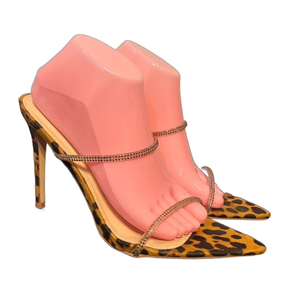 FashionNova Leopard Print Pointed Toe Stiletto Mule Rhinestone Women’s Size 11.